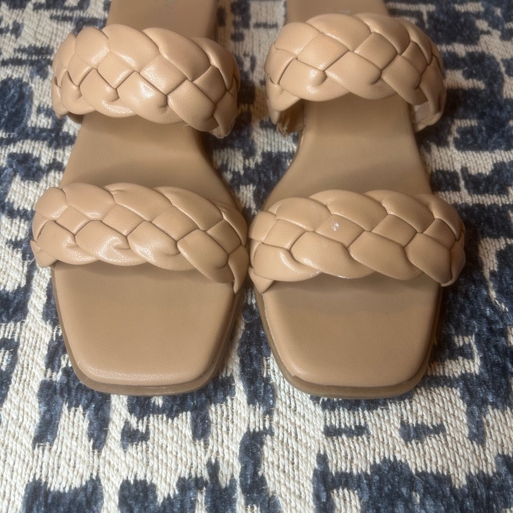 Sandals/tan/kids
